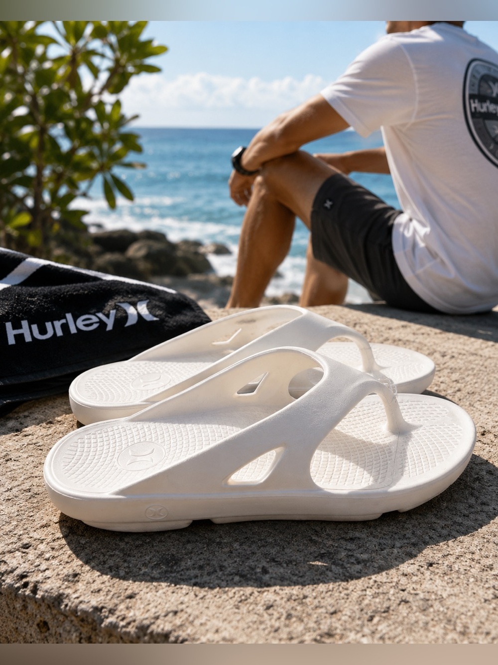 Hurley Men’s White EVA Flip Flop Sandals Lightweight Water Beach NWT